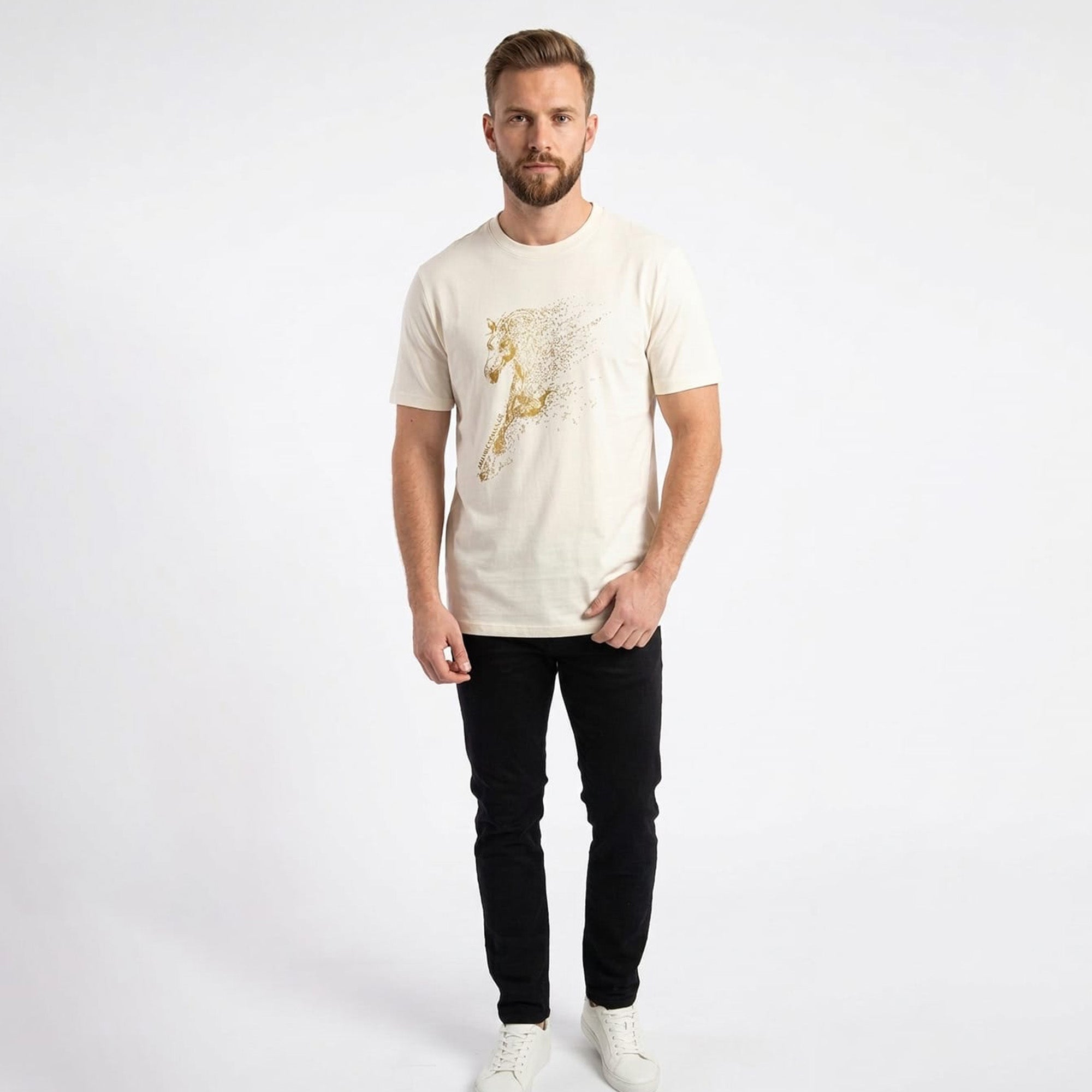 Armani Exchange Men's Graphics T-Shirt in a versatile cream