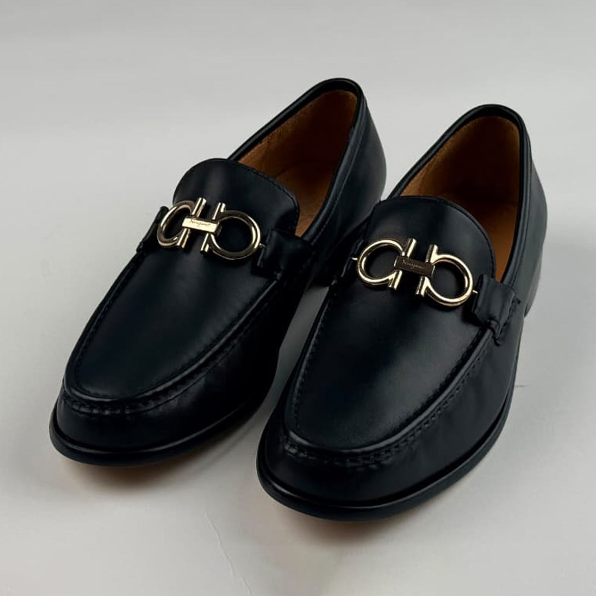 Ferragamo Rolo brushed leather loafers Black