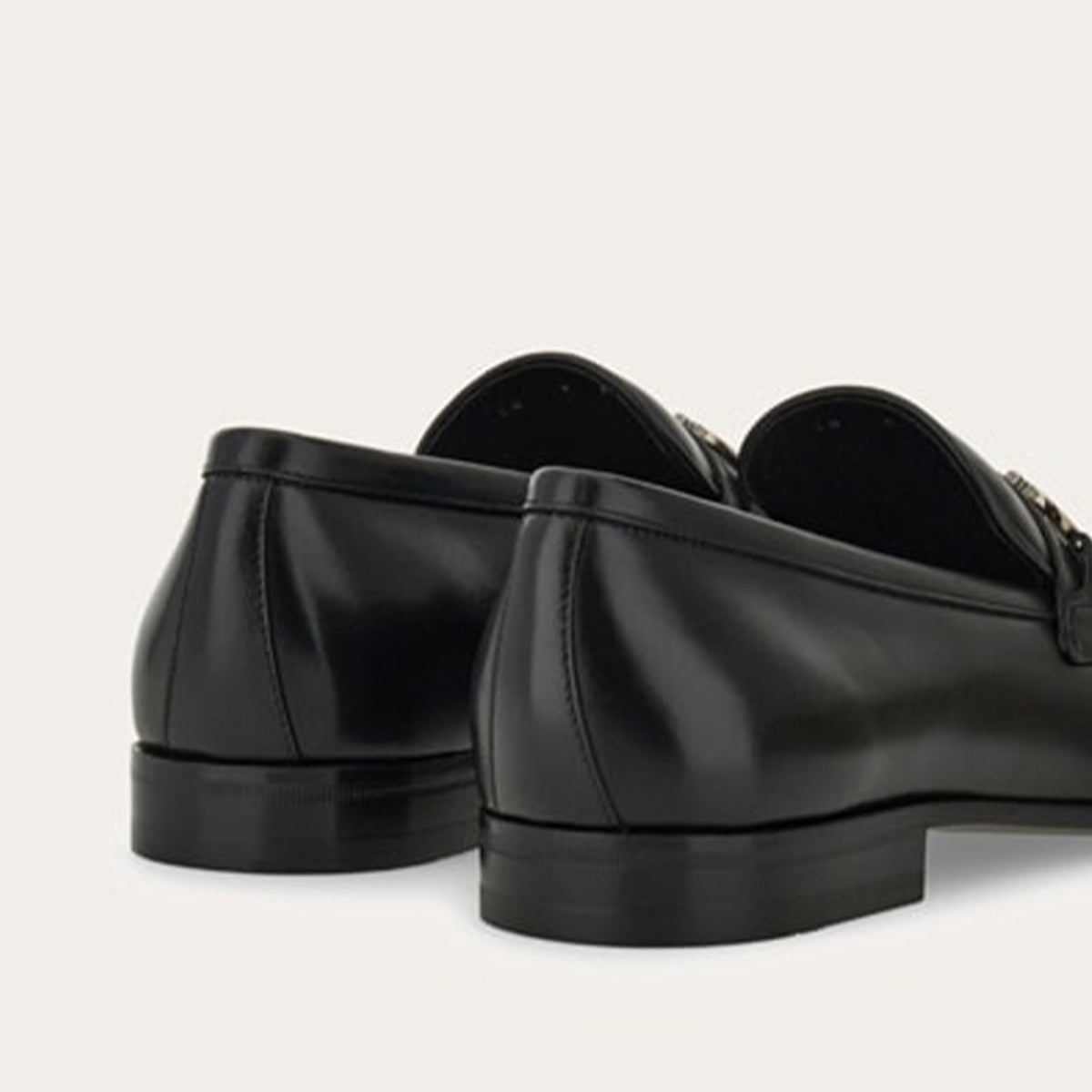 Ferragamo loafer Moccasin with Gancini ornament Black