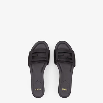 FENDI Signature Black leather slides 1:1