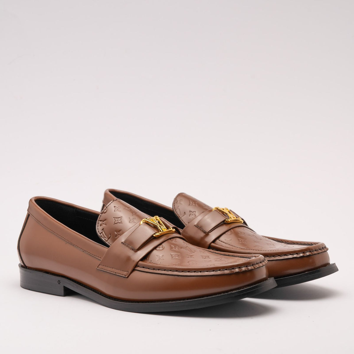 LOUIS VUITTON Major Loafer Embossed Brown 1:1