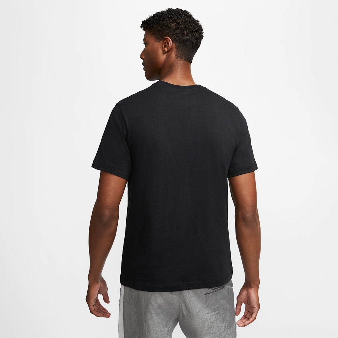 Nike Sportswear Club Men's T-Shirt (Black)