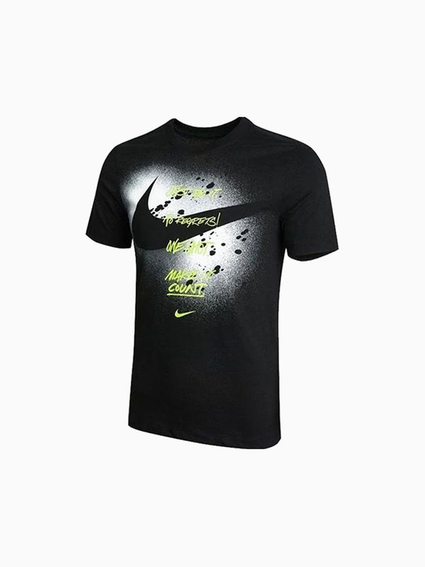 Nk Graphic Ss Tee Large Alphabet Printing Sports Short Sleeve Black