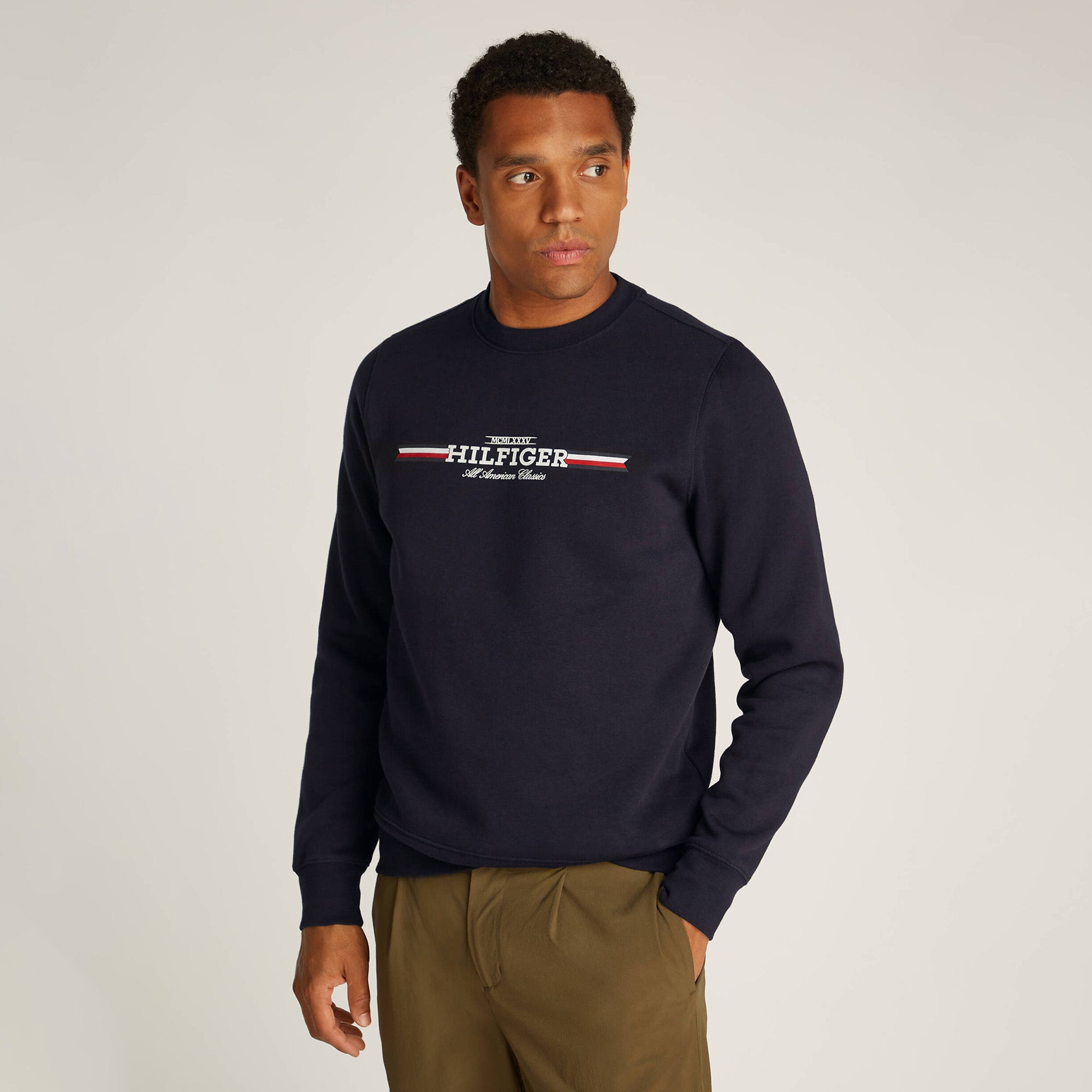 Tommy Hilfiger Hilfiger Sweat Shirt (Imported) (Black)